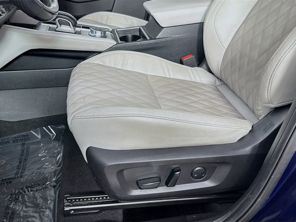 Used 2022 Mitsubishi Outlander SEL AWD/4WD image 24
