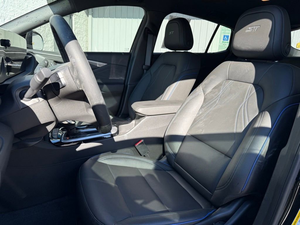 Used 2024 Buick Envista Sport Touring w/ Convenience II Package image 7