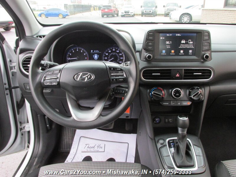 Used 2020 Hyundai Kona SE FWD image 22