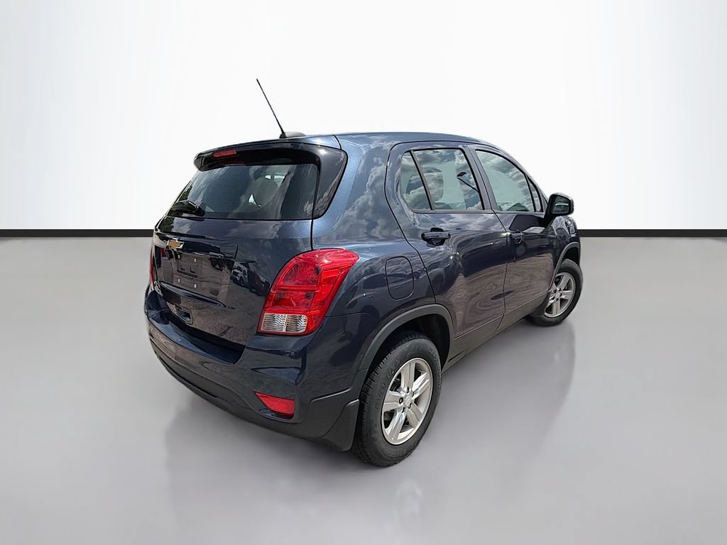 Used 2019 Chevrolet Trax LS w/ LPO, Protection Package AWD/4WD image 9