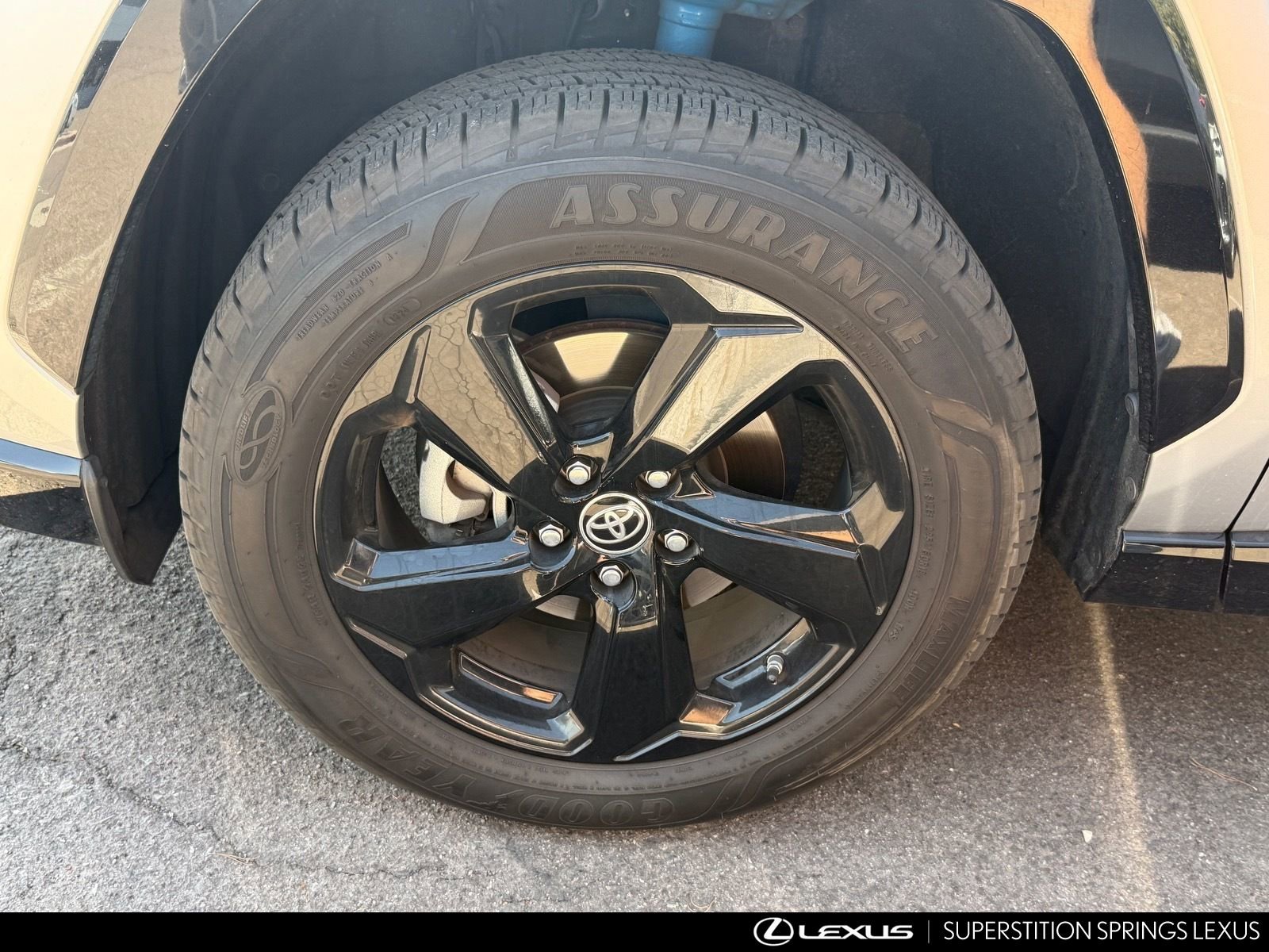 Used 2019 Toyota RAV4 XSE w/ XSE Weather Package image 6