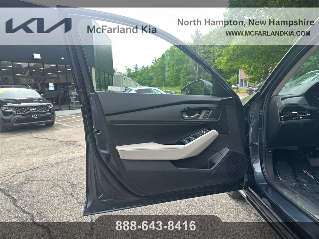 Used 2023 Honda Accord Touring image 10