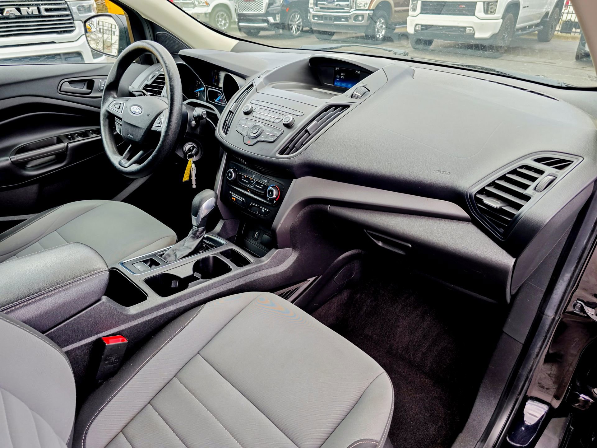 Used 2019 Ford Escape S image 9