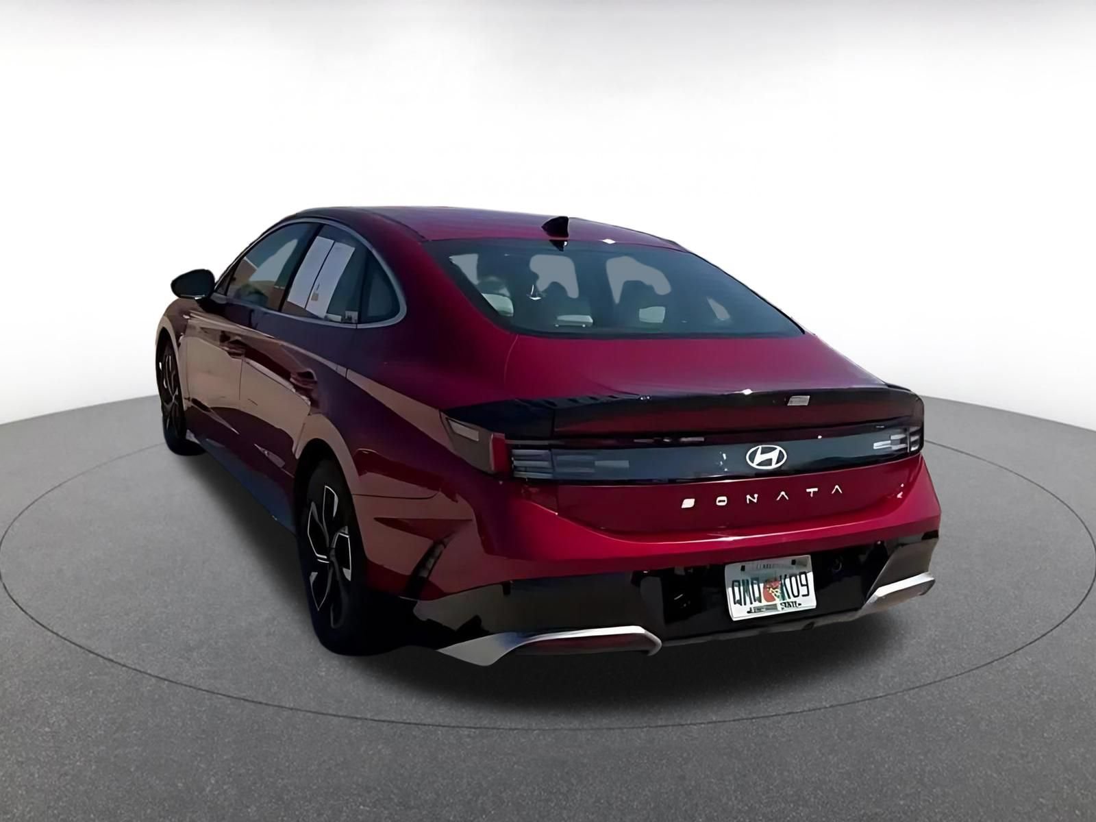 Used 2025 Hyundai Sonata SEL FWD image 11