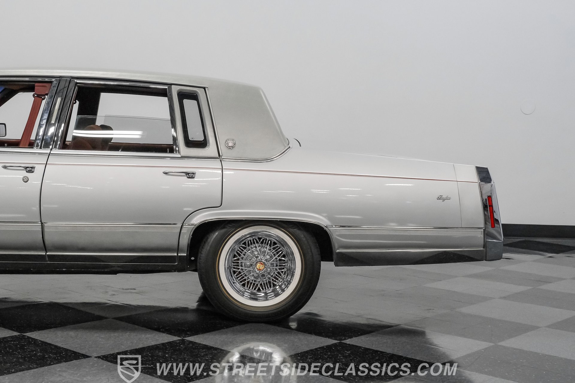 Used 1991 Cadillac Brougham image 23