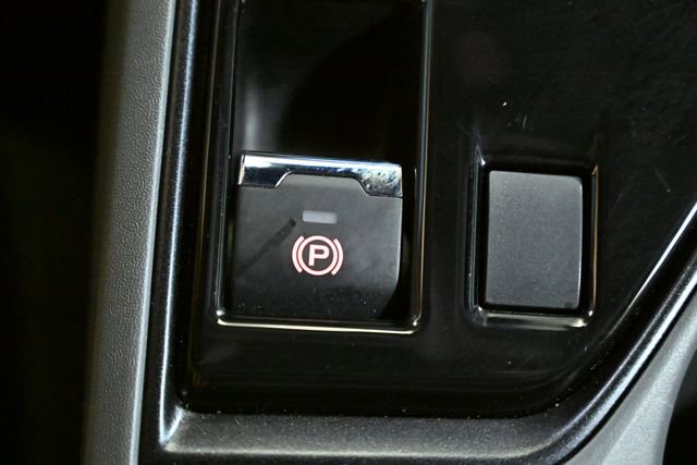 Certified 2025 Subaru Crosstrek 2.5i Limited w/ Popular Package #3A image 29