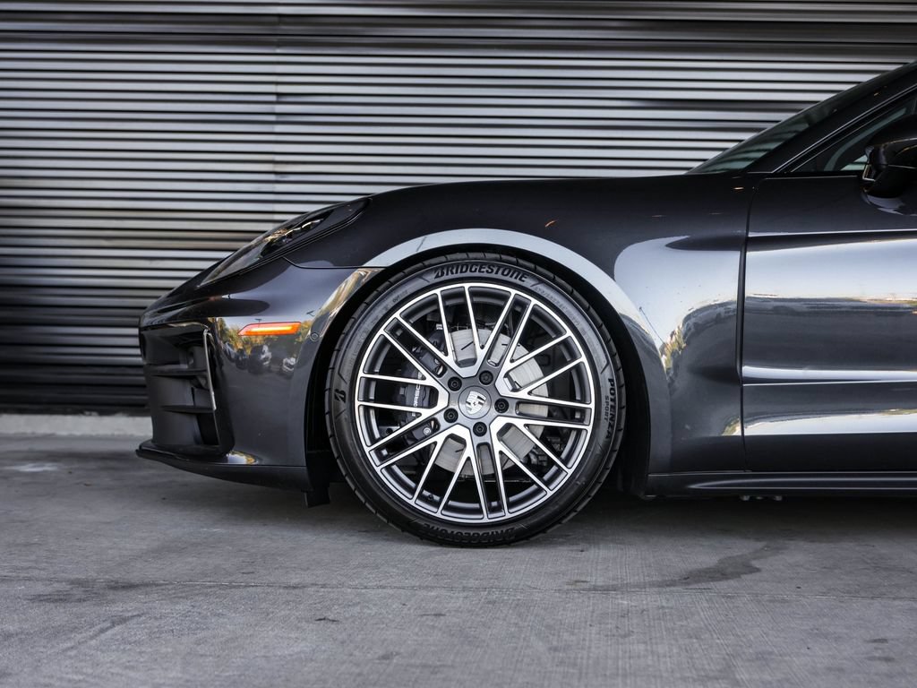 New 2026 Porsche Panamera RWD image 13