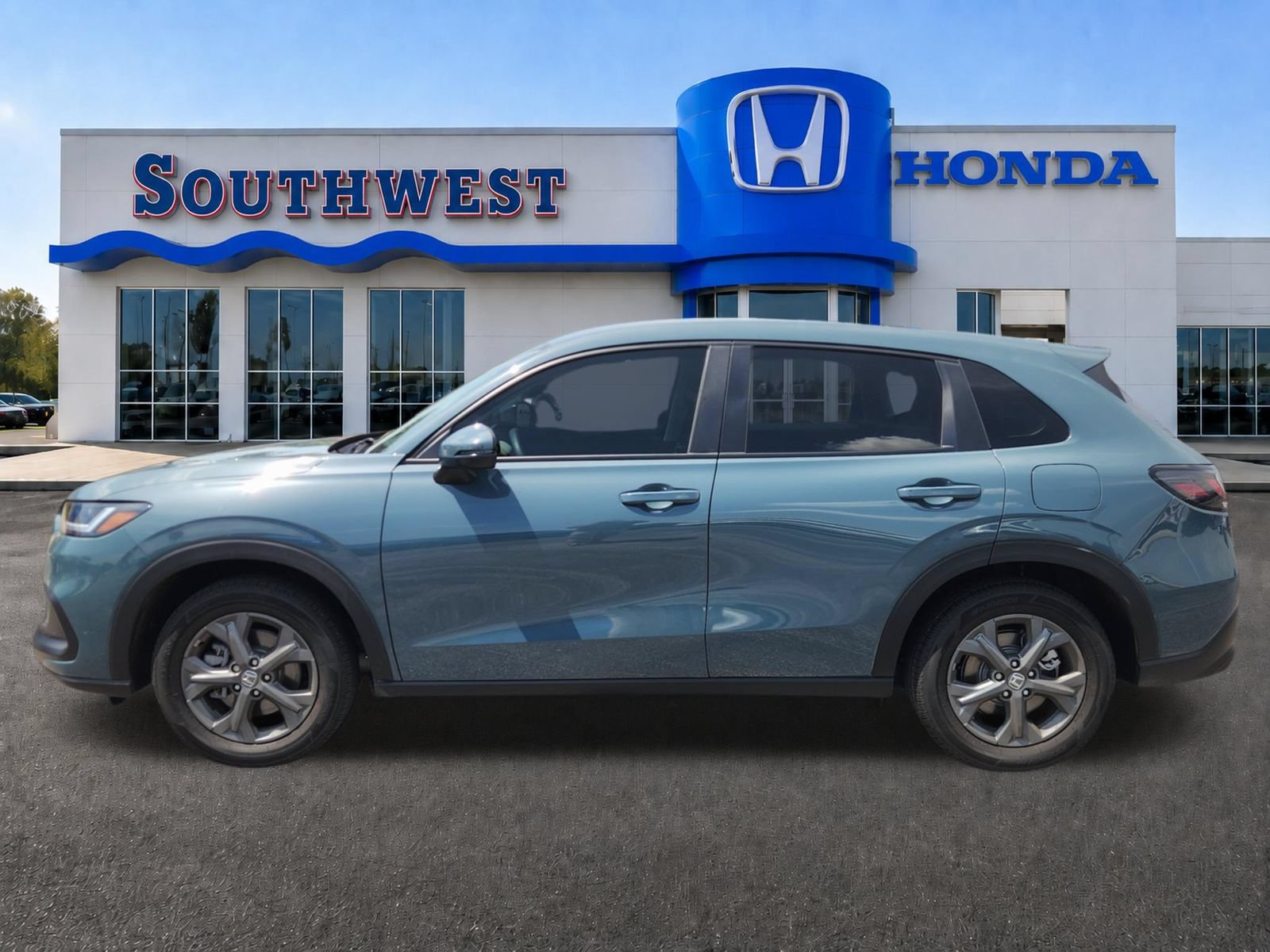 Used 2027 Honda HR-V LX video 3