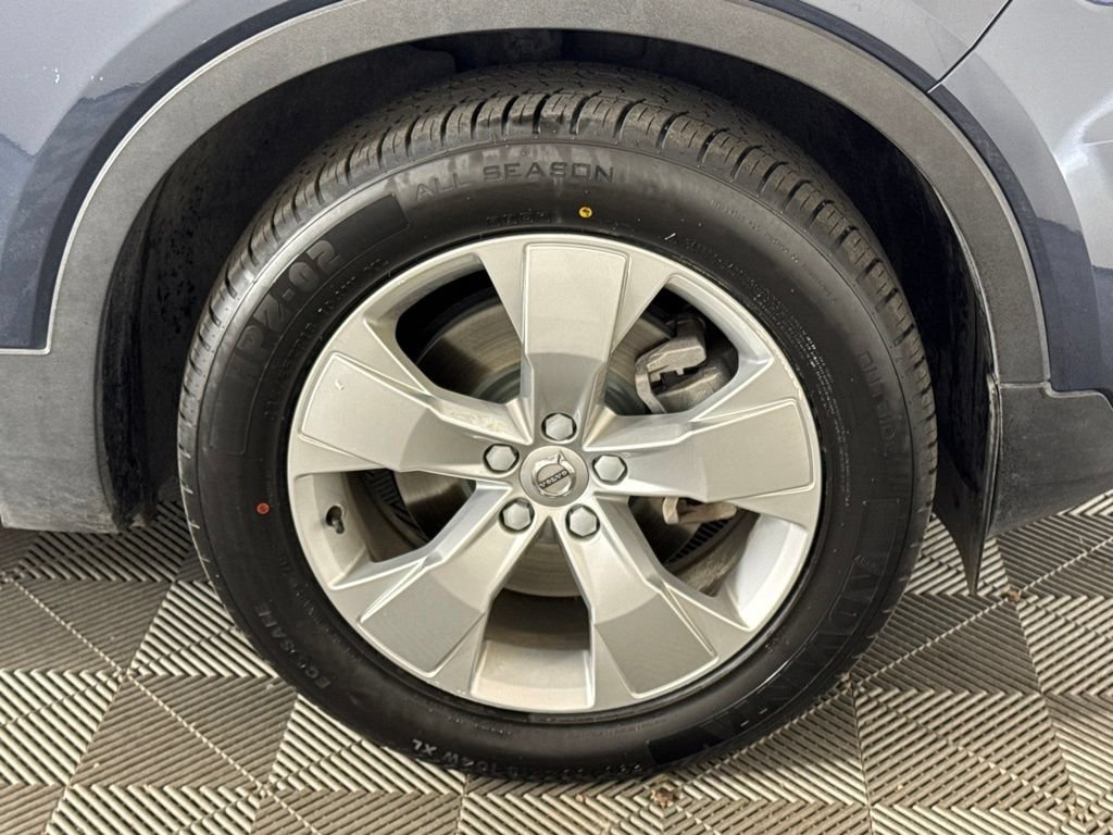 Used 2022 Volvo XC40 T5 Momentum AWD/4WD image 42