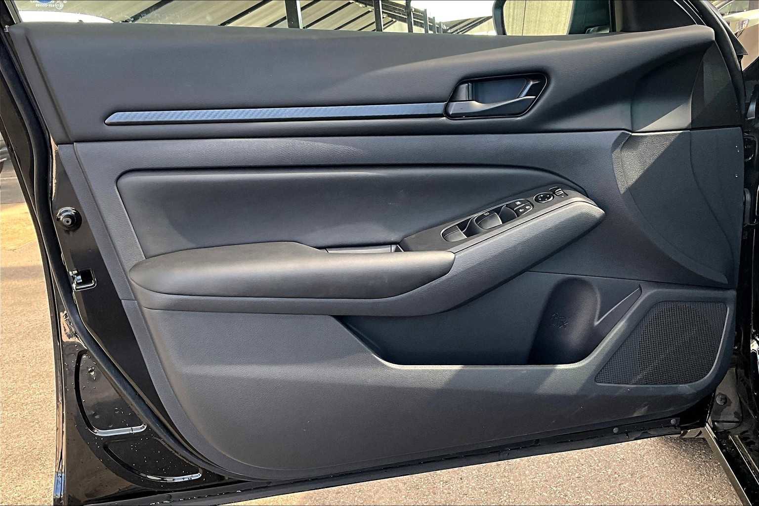 New 2025 Nissan Altima 2.5 S image 13