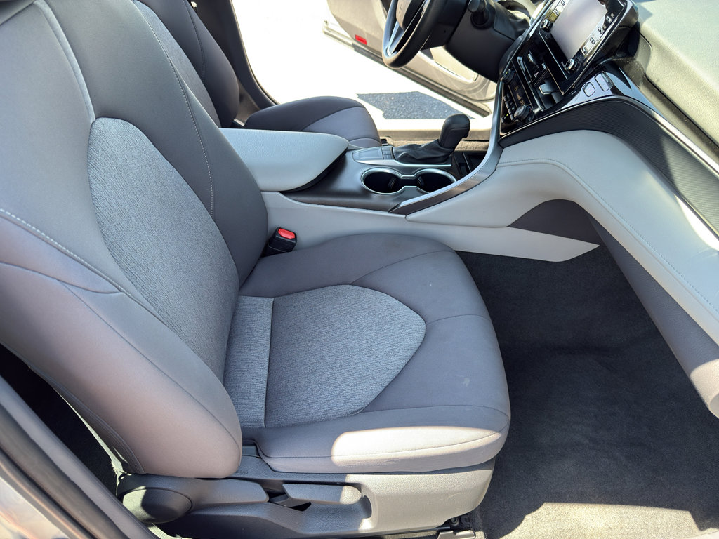 Used 2024 Toyota Camry LE image 30