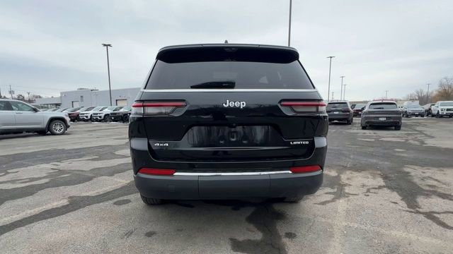 Used 2024 Jeep Grand Cherokee L Limited w/ Luxury Tech Group II image 7