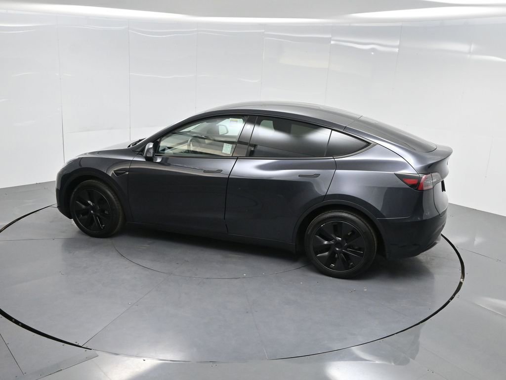 Used 2025 Tesla Model Y Long Range image 66