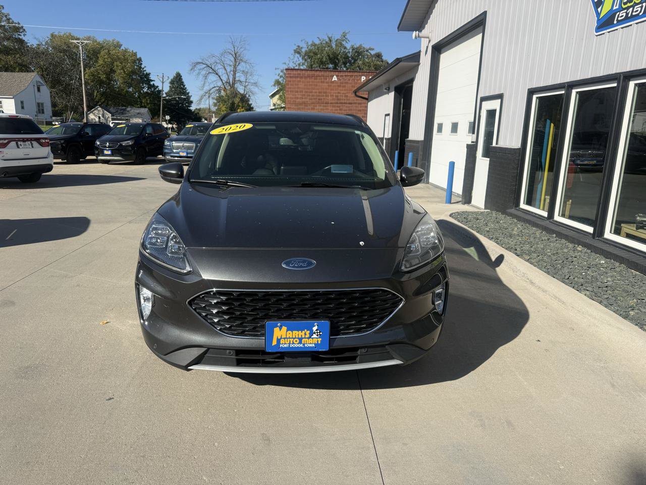Used 2020 Ford Escape Titanium AWD/4WD image 2
