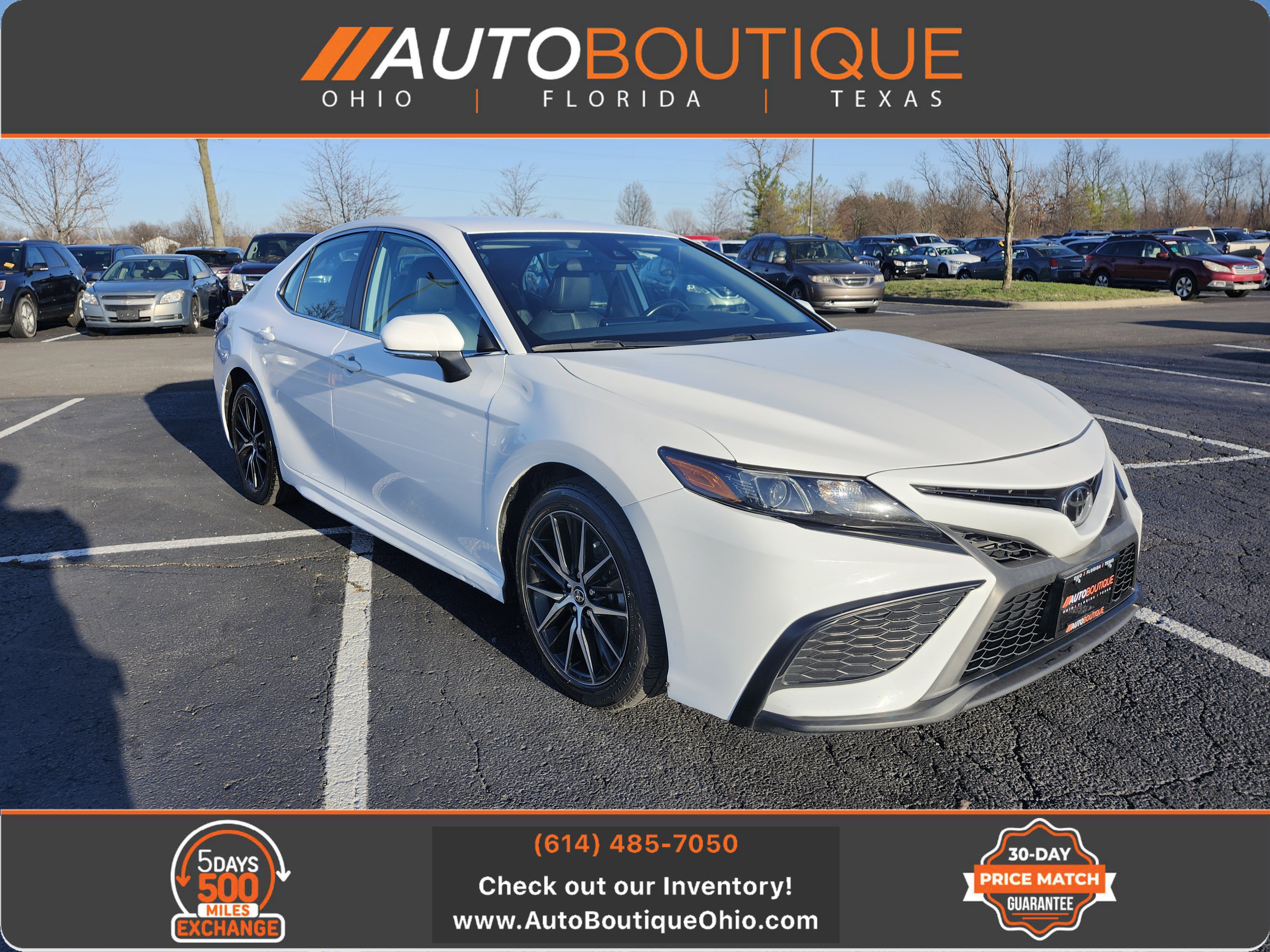 Used 2022 Toyota Camry SE image 1