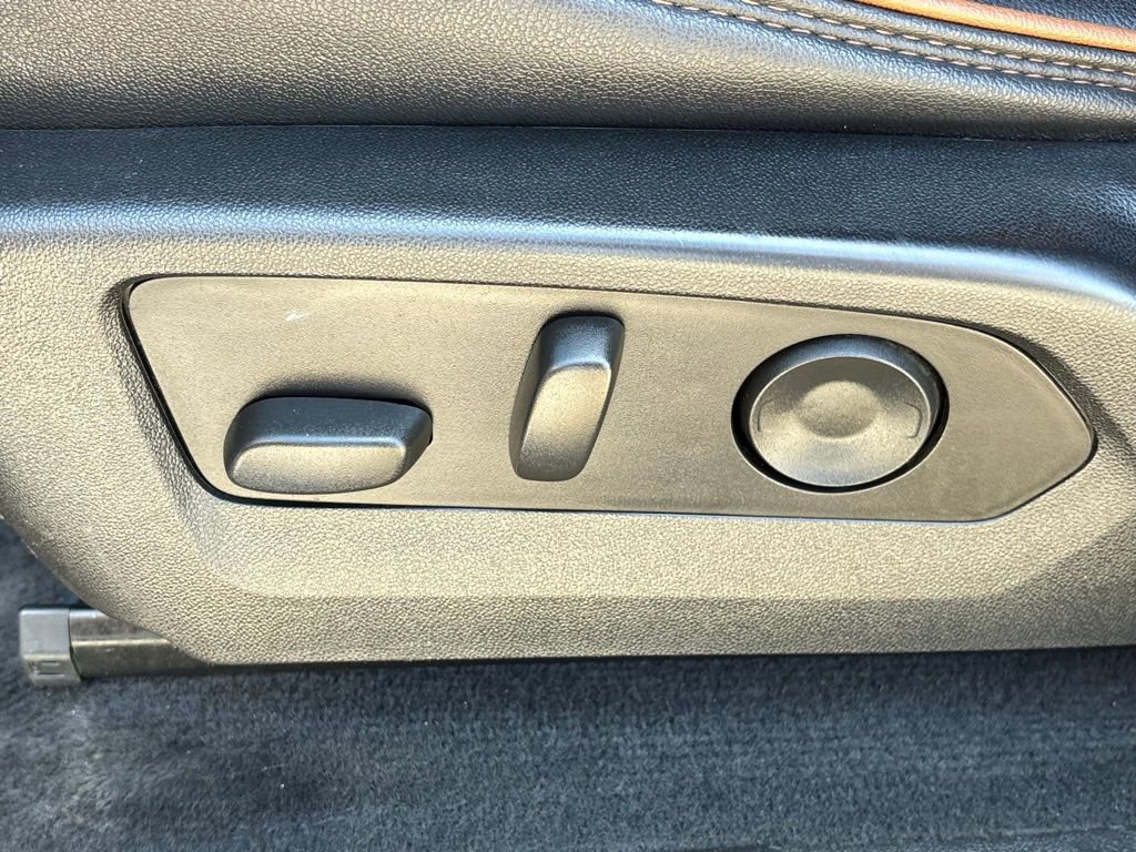 Used 2023 GMC Canyon AT4 w/ AT4 Premium Package image 12