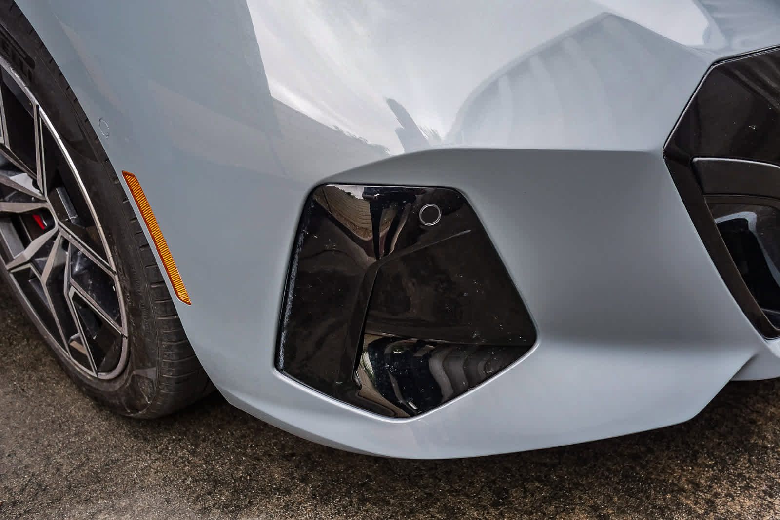 Used 2024 BMW i5 M60 w/ Premium Package AWD/4WD image 3