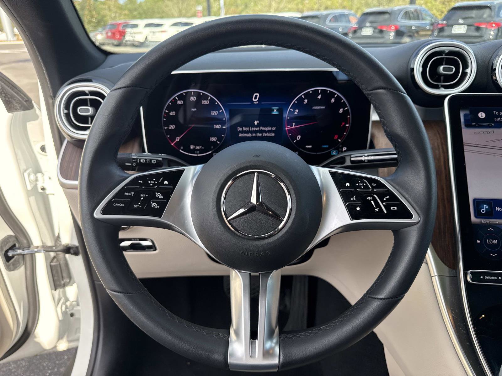 Used 2025 Mercedes-Benz GLC 300 image 30