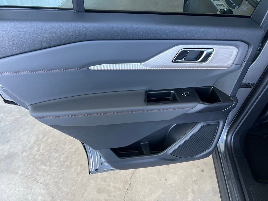 New 2026 Ford Explorer Active image 16