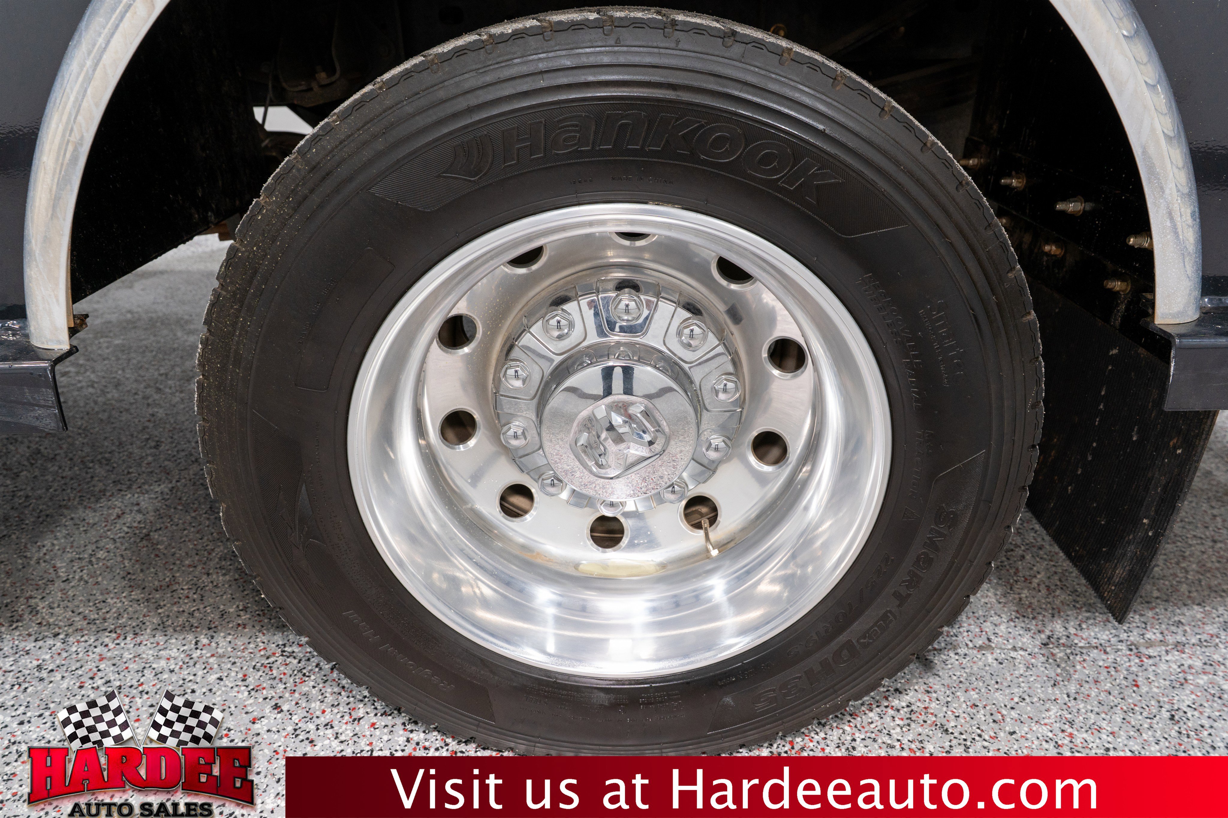 Used 2024 RAM 5500 Tradesman w/ Chrome Appearance Group image 11