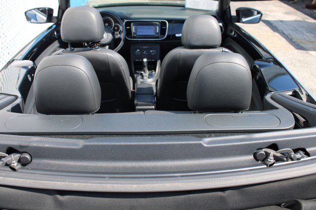 Used 2014 Volkswagen Beetle 2.5 image 28