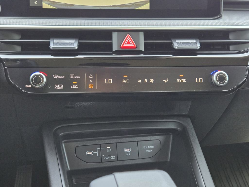 New 2026 Kia K5 LXS FWD image 16