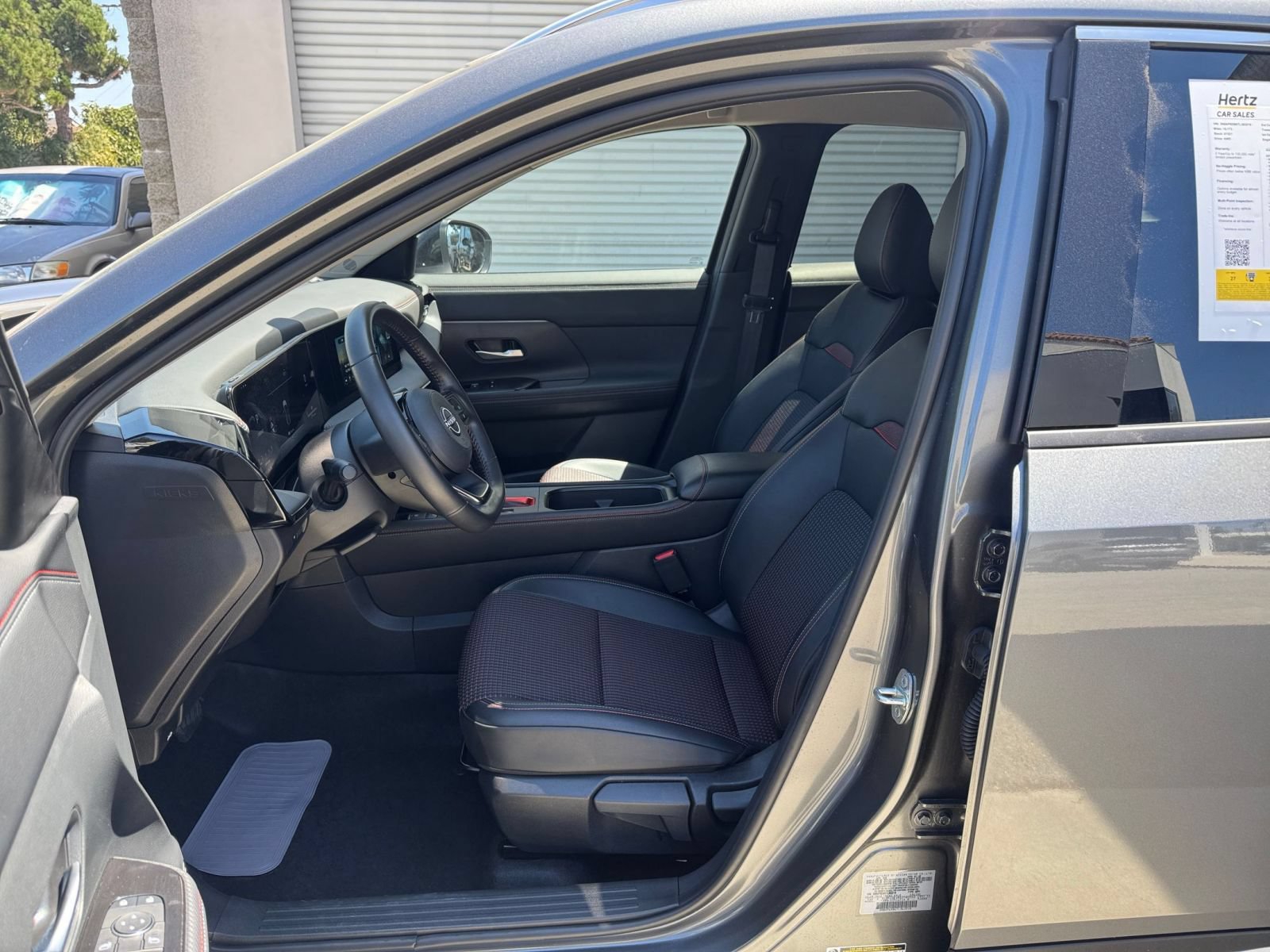 Used 2026 Nissan Kicks SR AWD/4WD image 26