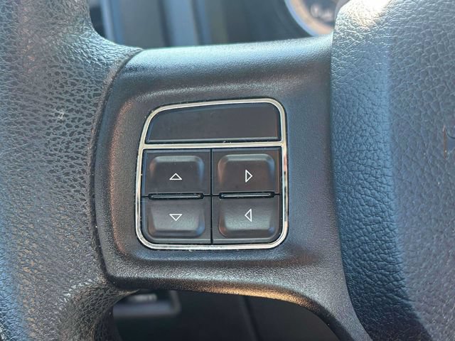 Used 2018 RAM 1500 Express AWD/4WD image 12