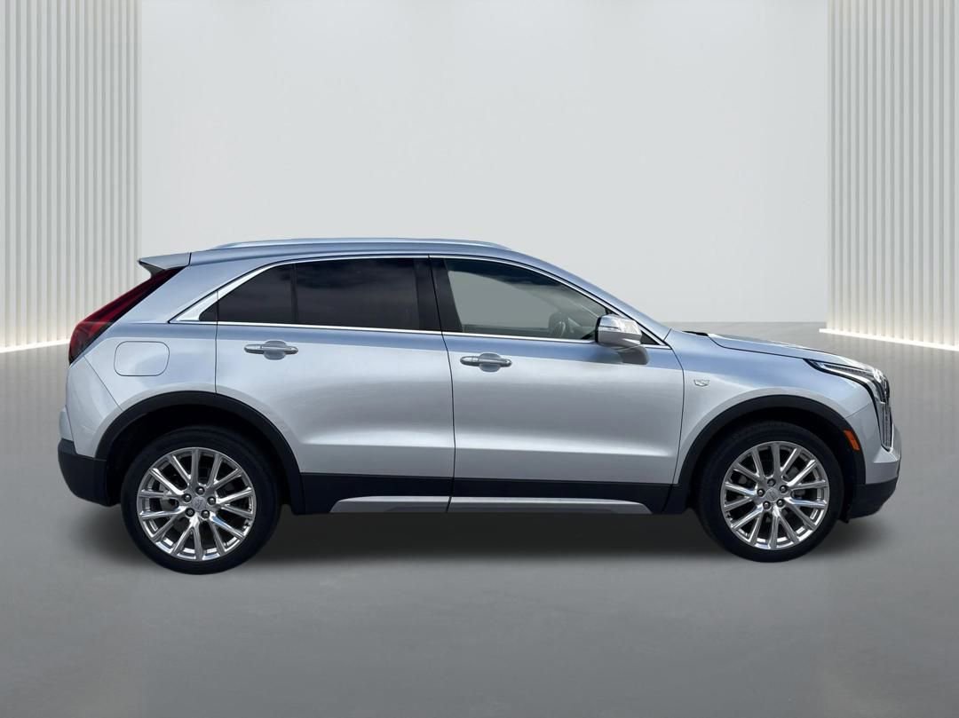 Certified 2021 Cadillac XT4 Premium Luxury w/ LPO, Radiant Package image 4