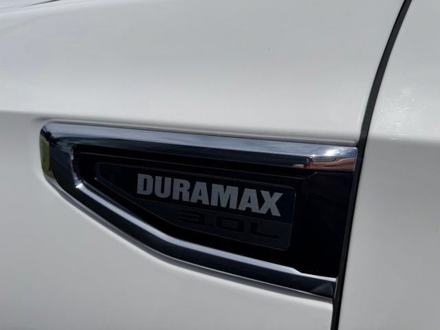 Certified 2021 GMC Yukon SLT w/ SLT Premium Package AWD/4WD image 10
