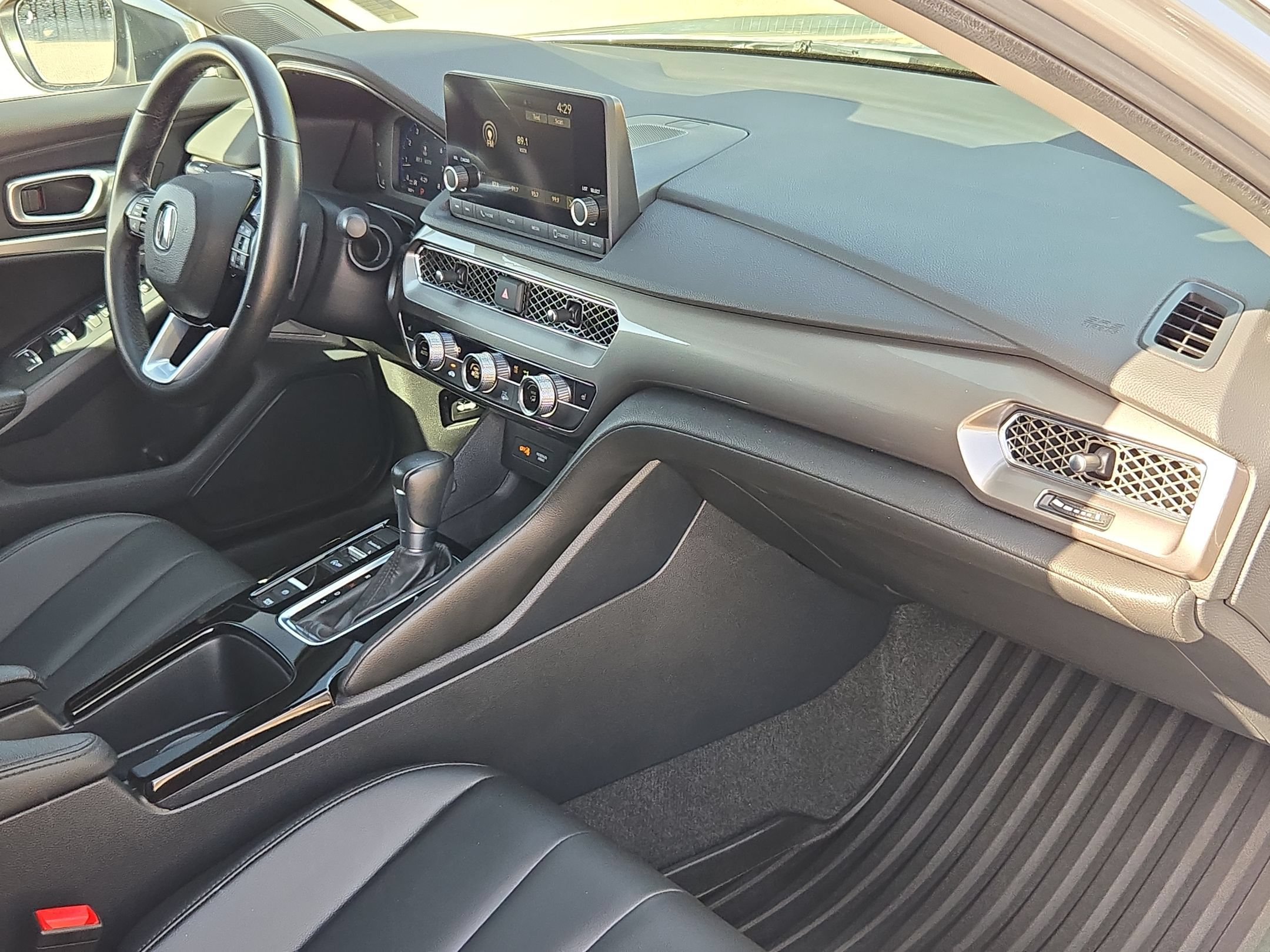 Certified 2024 Acura Integra FWD image 28