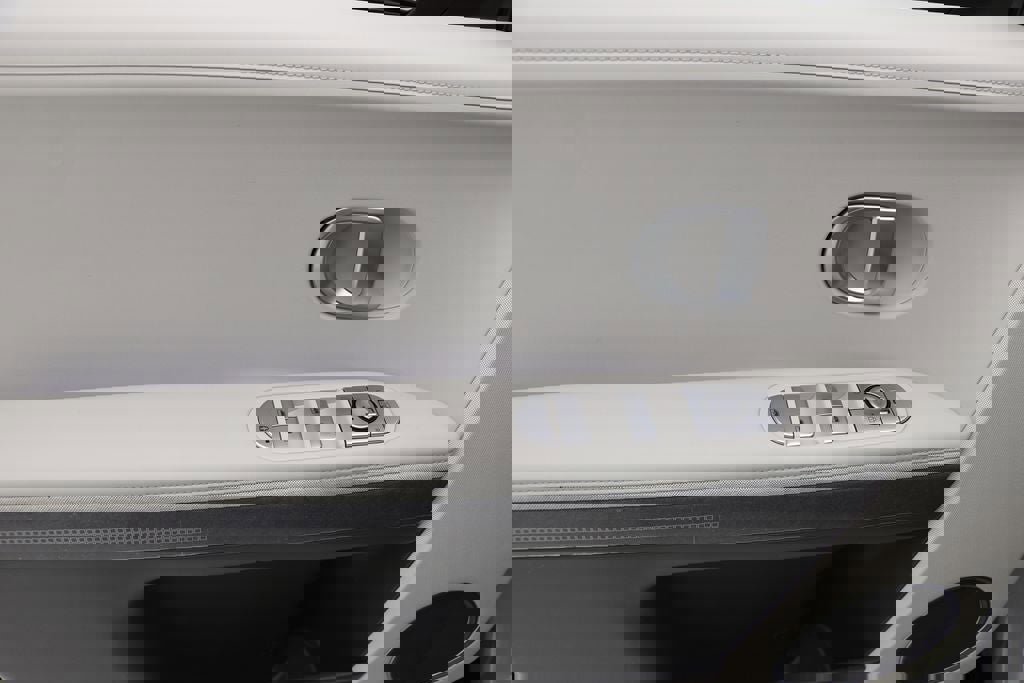 Used 2023 Hyundai Ioniq 5 SEL image 15