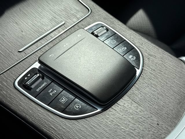Used 2022 Mercedes-Benz GLC 300 image 27