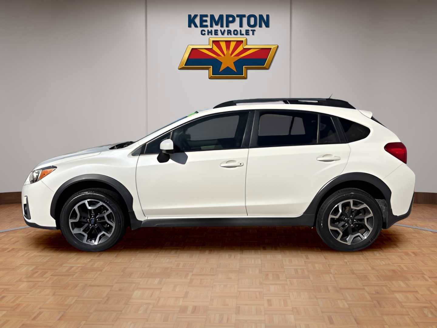 Used 2016 Subaru Crosstrek 2.0i Premium w/ Moonroof Package image 3
