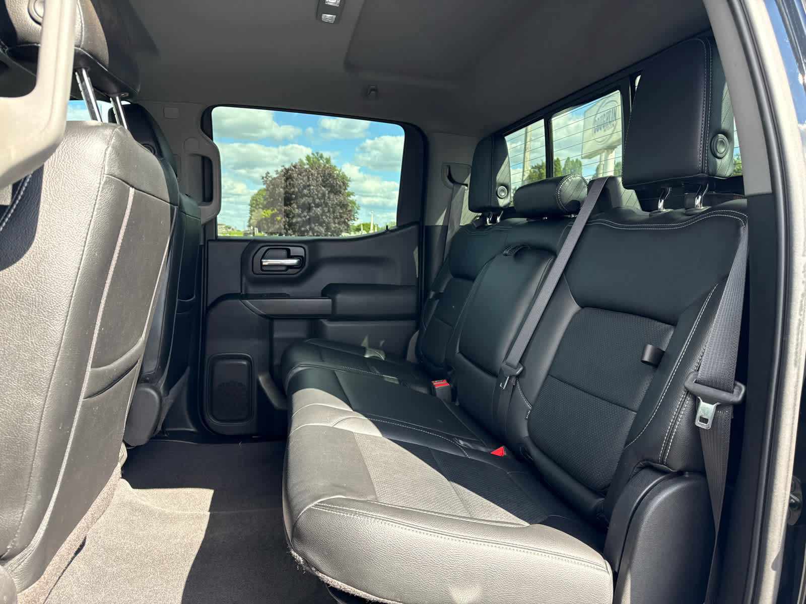 Certified 2020 Chevrolet Silverado 1500 LT w/ Texas Edition AWD/4WD image 21