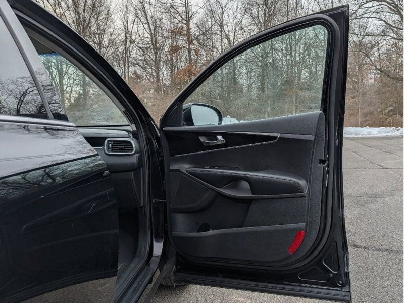 Used 2019 Kia Sorento S image 12
