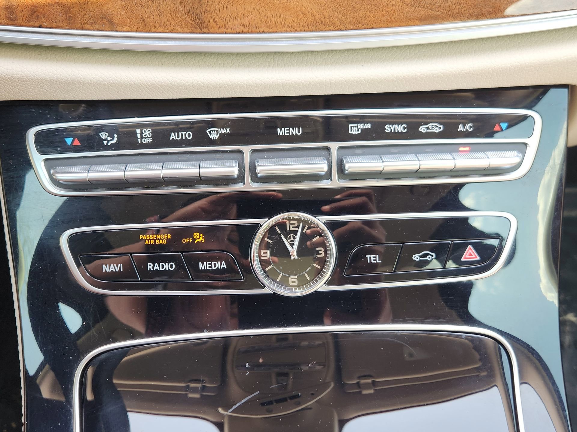 Certified 2018 Mercedes-Benz E 300 image 18