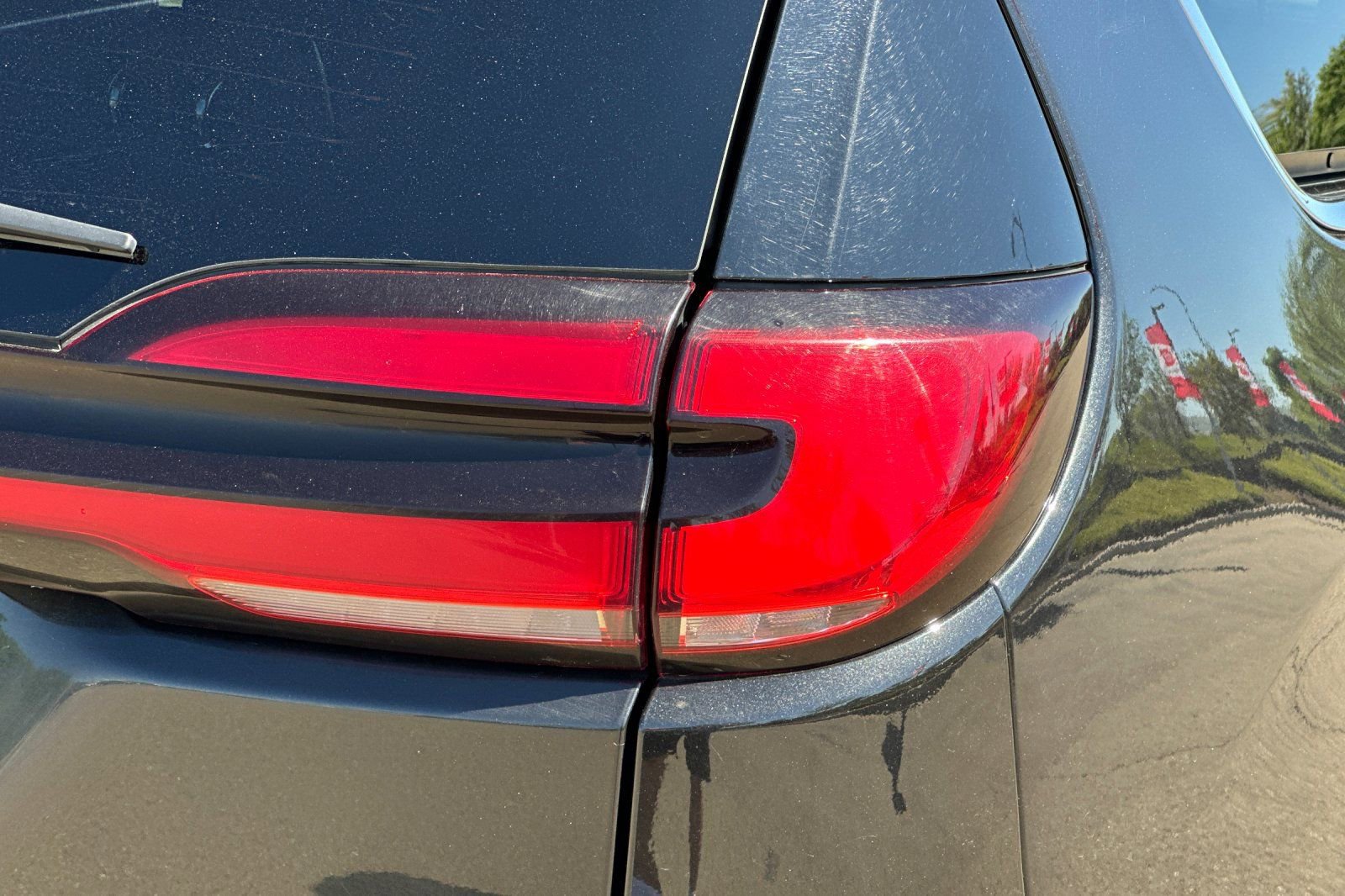 Used 2023 Chrysler Pacifica Touring-L image 49