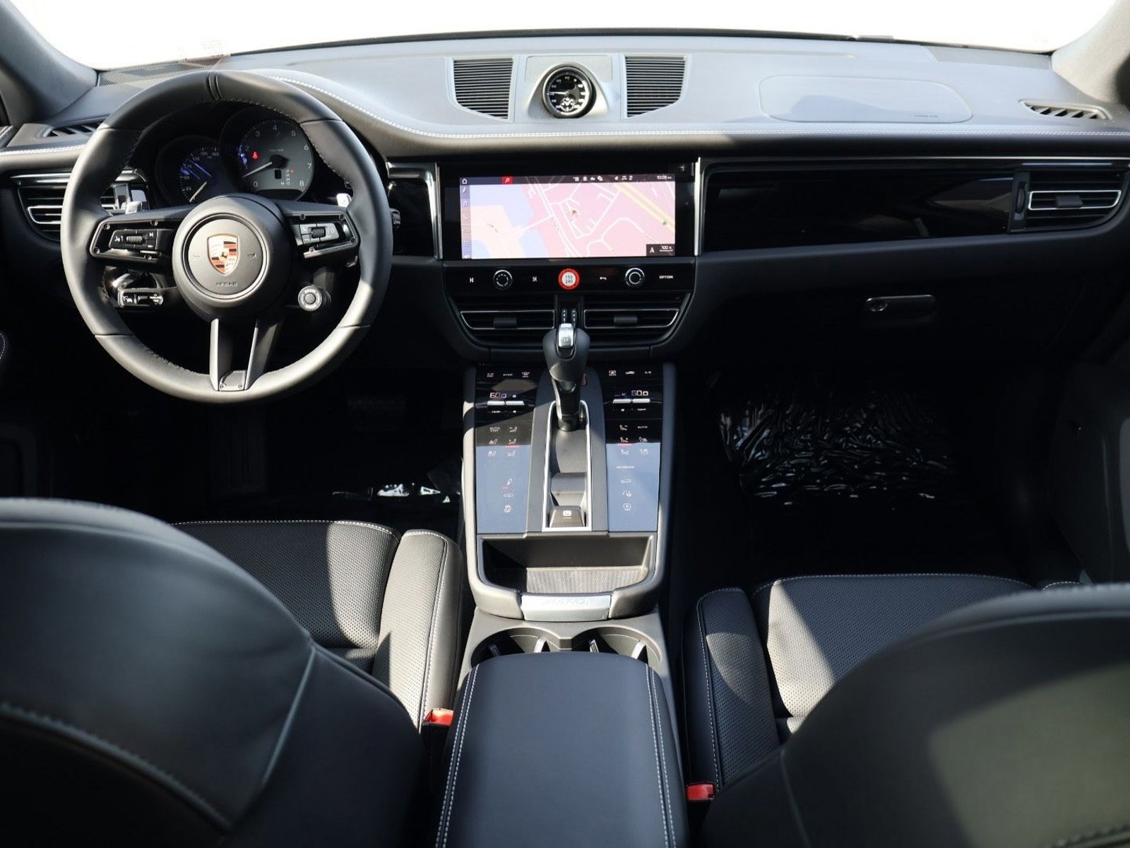 New 2026 Porsche Macan S image 21