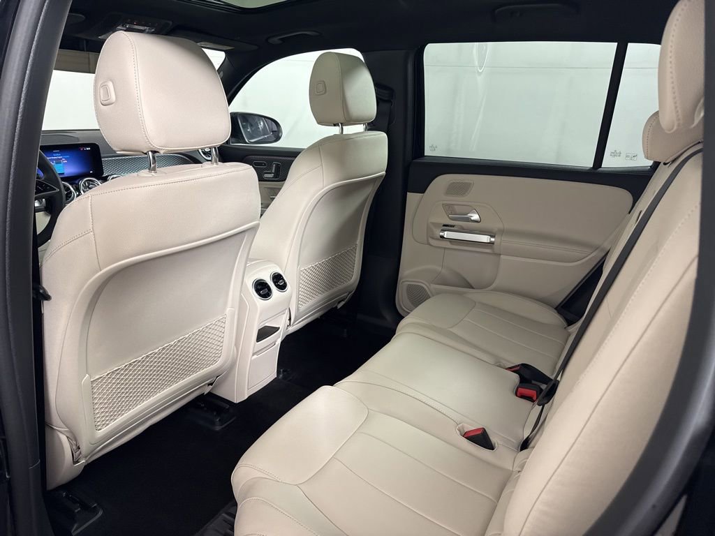 Used 2025 Mercedes-Benz EQB 300 4MATIC w/ Driver Assistance Package image 22