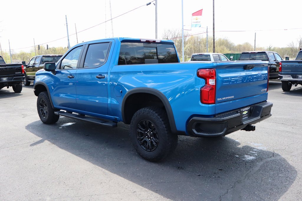 Used 2022 Chevrolet Silverado 1500 ZR2 w/ Technology Package image 35