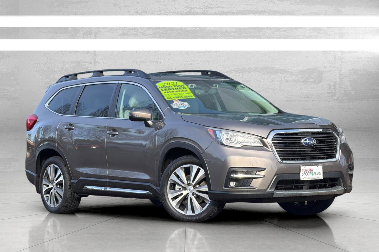 Used 2021 Subaru Ascent Limited w/ Technology Package image 2