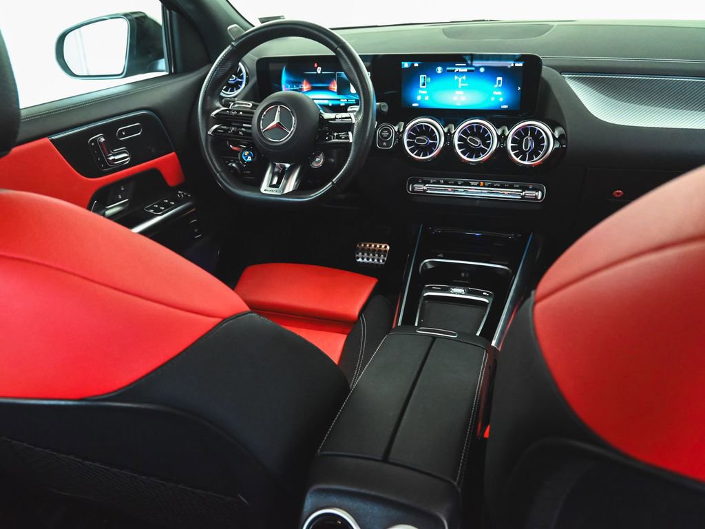 Used 2024 Mercedes-Benz GLA 35 AMG 4MATIC image 39