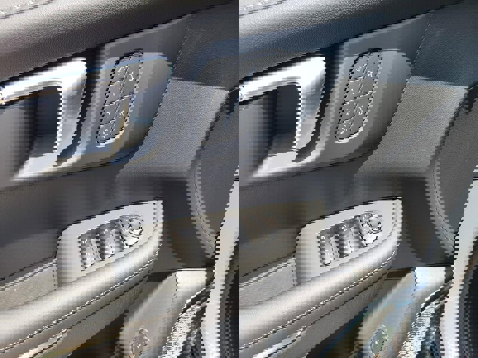 New 2026 Buick Enclave Preferred w/ Power Package image 24