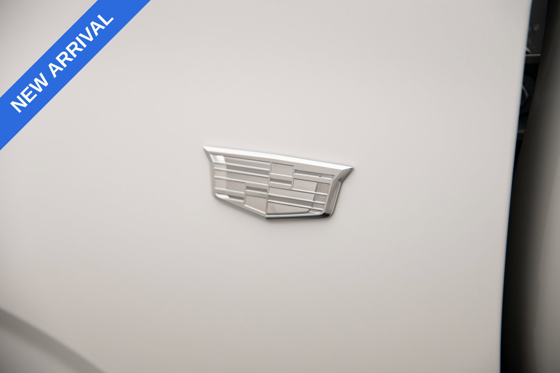 Used 2025 Cadillac Escalade Sport Platinum w/ LPO, Floor Liner Package AWD/4WD image 38