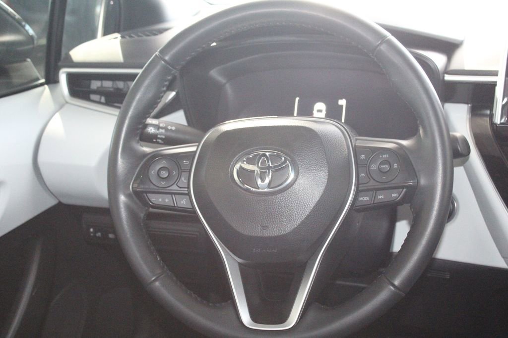 Certified 2026 Toyota Corolla SE w/ SE Package FWD image 26