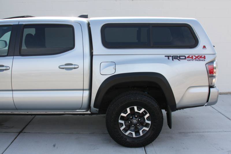 Used 2023 Toyota Tacoma TRD Off-Road w/ TRD Premium Off Road Package AWD/4WD image 18
