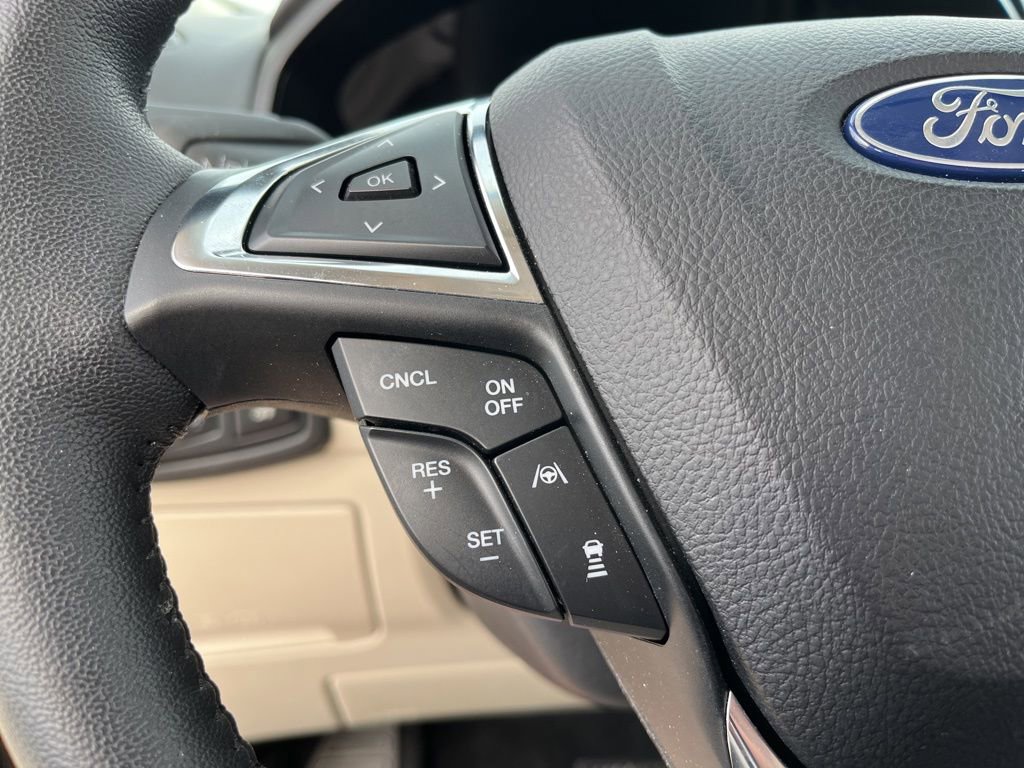 Used 2022 Ford Edge Titanium w/ Equipment Group 301A image 22