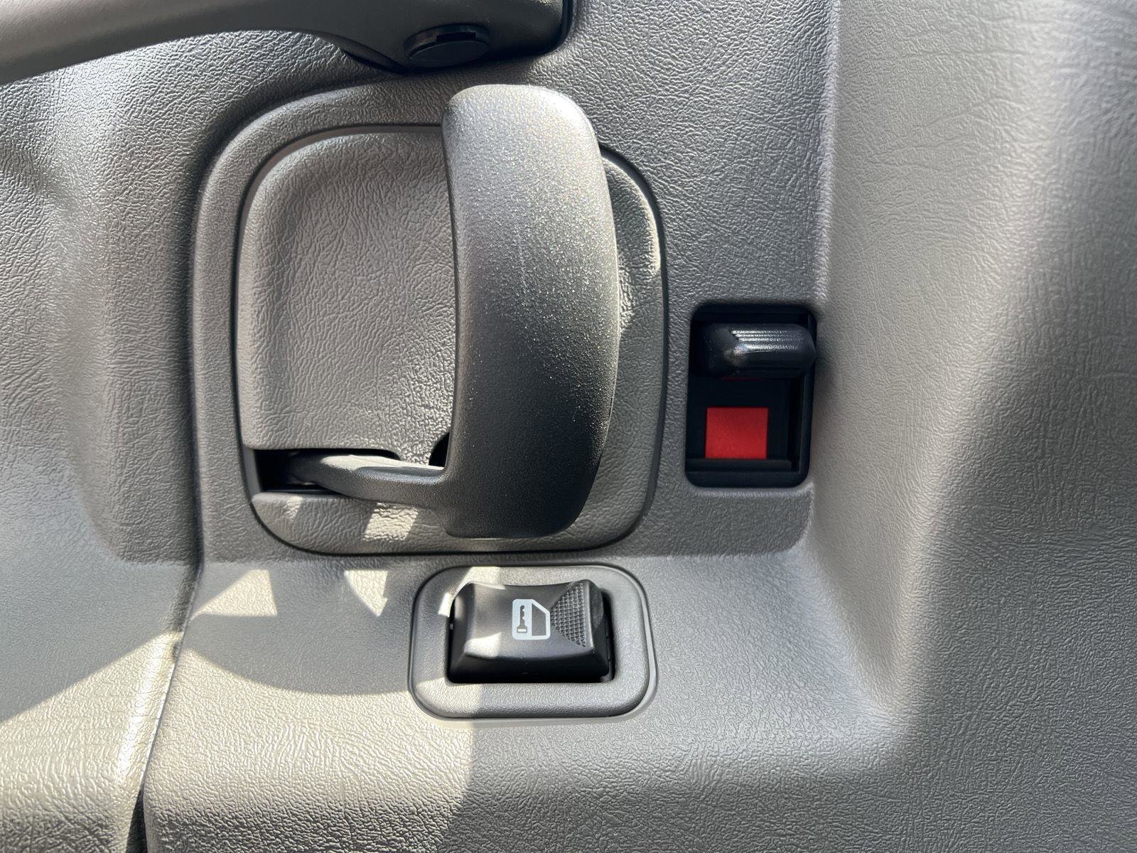 New 2026 GMC Savana 2500 Extended RWD image 14