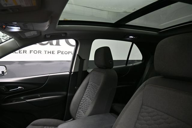Used 2018 Chevrolet Equinox LT w/ Sun & Infotainment Package FWD image 18